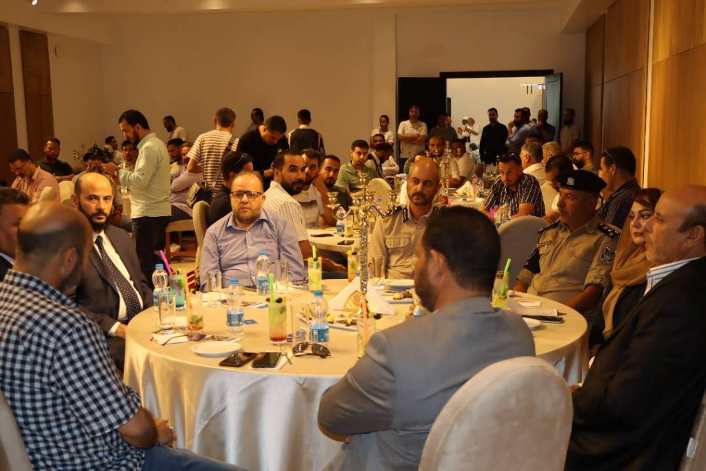 مدير عام المركز يشارك في افتتاح منتجع حوض البحر