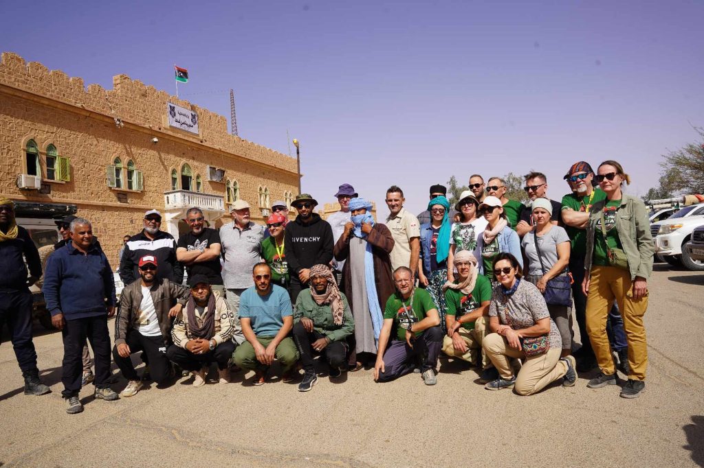 وصول فوج سياحي إلى مدينة غات